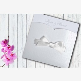 pochette effet croco