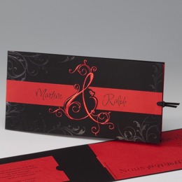 boucles en noir et rouge